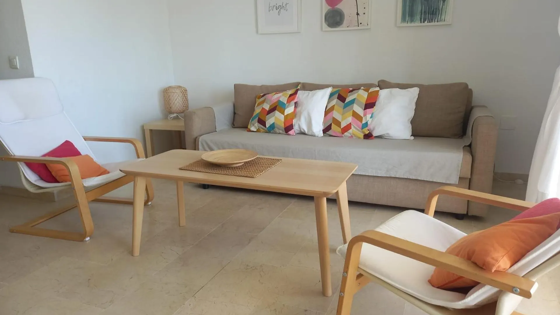 Terraza Vista: Amplio Apartamento Moderno con Vistas Exclusivas Benalmadena Spain