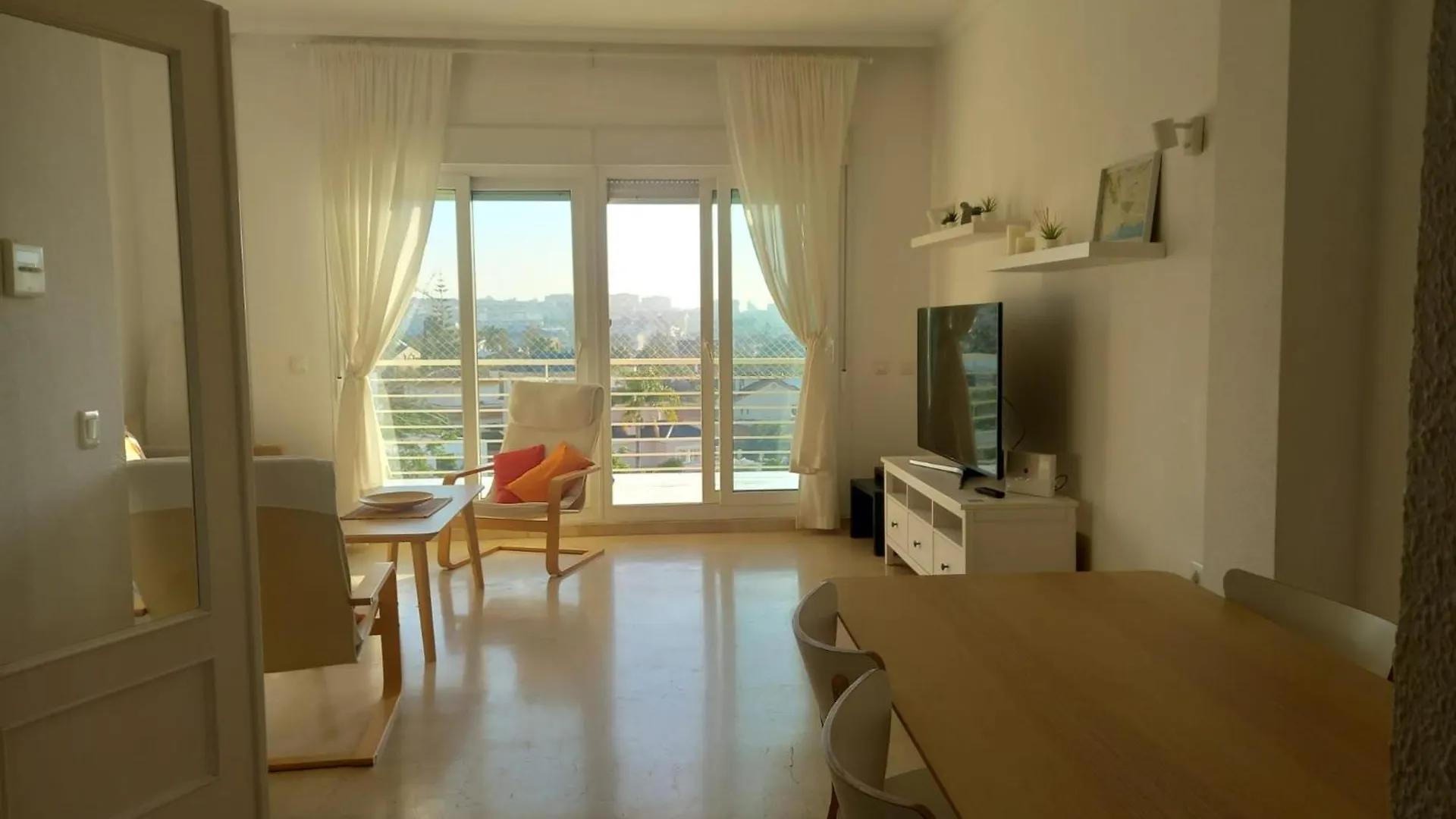 Apartment Terraza Vista: Amplio Apartamento Moderno con Vistas Exclusivas Benalmadena Spain